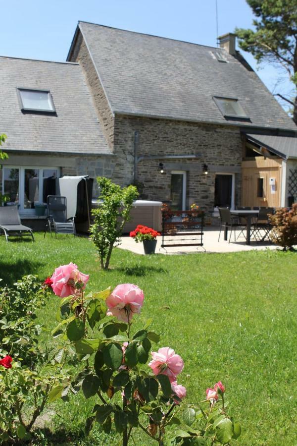 Au Mont Chez Nous # Jacuzzi & Sauna # Holiday home Pontorson