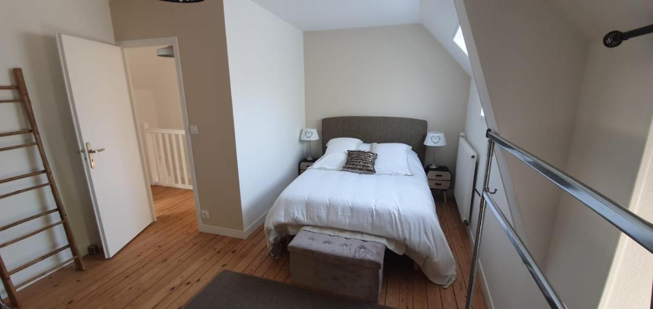 Au Mont Chez Nous # Jacuzzi & Sauna # Holiday home Pontorson